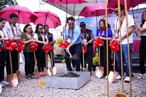 Construction of infectious disease center kicks off in Cebu City.